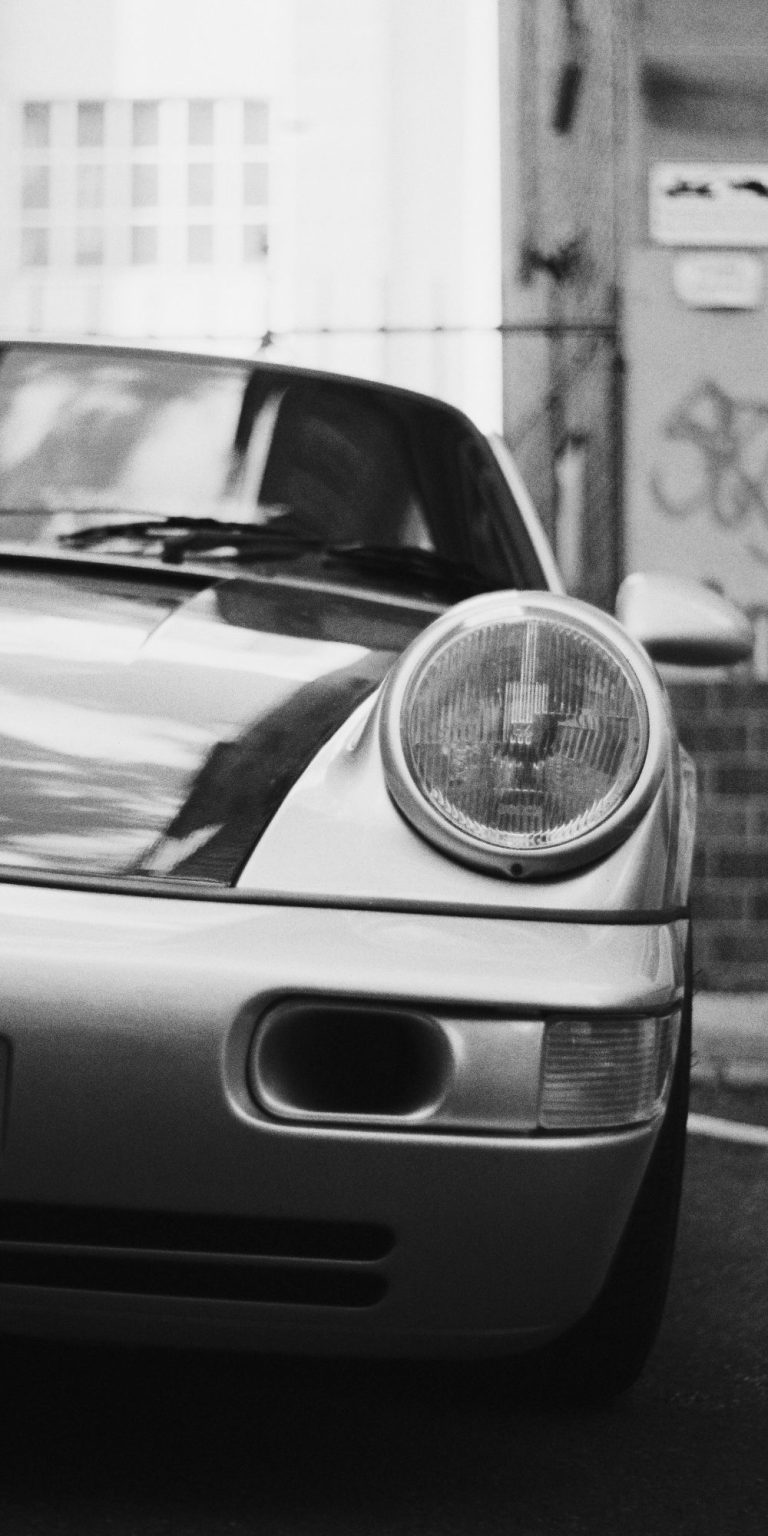 Porsche 964, Streetfotografie, Headlightshot, Schwarz/Weiß