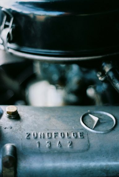 Ventildeckel und Luftfilterkasten